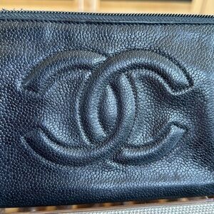 Chanel long black leather zippy wallet. Authentic vintage. Gently used.